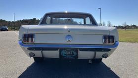 1966 FORD MUSTANG CAR STRAIGHT 6 SPRINT 200 COUPE