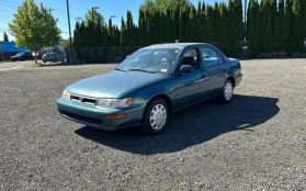 1995 TOYOTA COROLLA SEDAN 4-CYL, 1.6 LITER SEDAN 4D