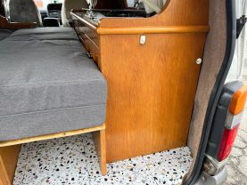 1995 TOYOTA HIACE VAN 3L CAMPER