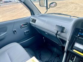 1997 TOYOTA HIACE VAN 1UZ-FE HIMEDIC AMBULANCE
