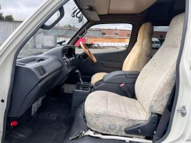 1995 TOYOTA HIACE VAN 3L CAMPER
