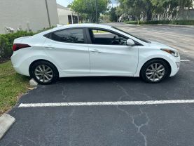 2015 HYUNDAI ELANTRA SEDAN 4-CYL, 1.8 LITER SE SEDAN 4D