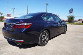 2017 HONDA ACCORD SEDAN 4-CYL, PZEV, 2.4 LITER LX SEDAN 4D