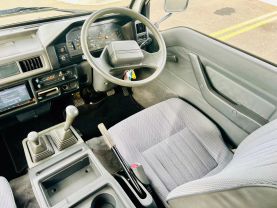1995 MITSUBISHI DELICA CAMPER 4D56 JB470