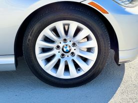 2009 BMW 3 SERIES SEDAN 6-CYL, 3.0 LITER 328I SEDAN 4D