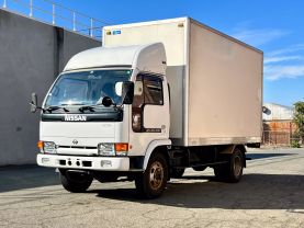 1994 NISSAN ATLAS 200 BOX TRUCK FD42 BOX TRUCK