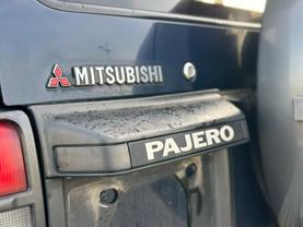 1995 Mitsubishi Pajero - Image 45