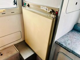 1995 MITSUBISHI DELICA CAMPER 4D56 JB470