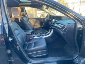 2017 HONDA ACCORD SEDAN BLACK AUTOMATIC - Auto Spot