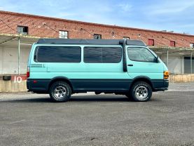 1997 TOYOTA HIACE VAN 3L REIMO CAMPER