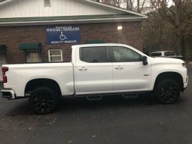 2021 CHEVROLET SILVERADO 1500 CREW CAB PICKUP V8, ECOTEC3, DFM, 5.3 LITER RST PICKUP 4D 5 3/4 FT