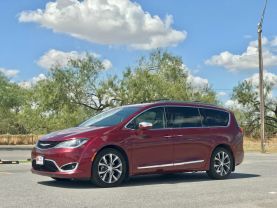 2017 CHRYSLER PACIFICA VAN V6, 3.6 LITER LIMITED MINIVAN 4D