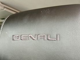 2017 GMC YUKON SUV V8, ECOTEC3, 6.2 LITER DENALI SPORT UTILITY 4D