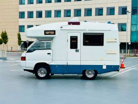 1995 MITSUBISHI DELICA CAMPER 4D56 JB470