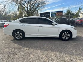 2013 HONDA ACCORD SEDAN WHITE AUTOMATIC - Auto Spot