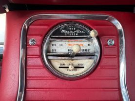 1960 FORD THUNDERBIRD