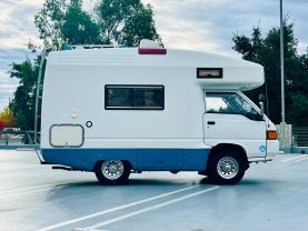 1995 MITSUBISHI DELICA CAMPER 4D56 JB470