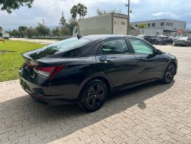 2023 HYUNDAI ELANTRA SEDAN 4-CYL, 2.0 LITER SEL SEDAN 4D