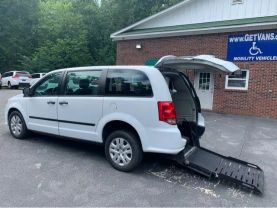 2015 CHRYSLER TOWN & COUNTRY VAN V6, 3.6 LITER TOURING MINIVAN 4D