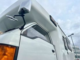 1995 MITSUBISHI DELICA CAMPER 4D56 JB470