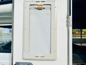 1995 MITSUBISHI DELICA CAMPER 4D56 JB470