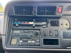 1994 TOYOTA HIACE VAN 1KZ-TE SUPER CUSTOM