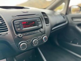 2017 KIA FORTE SEDAN 4-CYL, 2.0 LITER LX SEDAN 4D