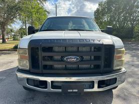 2008 FORD F350 SUPER DUTY CREW CAB PICKUP WHITE  AUTOMATIC - Citywide Auto Group LLC