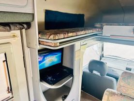 1995 MITSUBISHI DELICA CAMPER 4D56 JB470