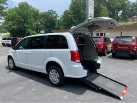 2015 CHRYSLER TOWN & COUNTRY VAN V6, 3.6 LITER TOURING MINIVAN 4D