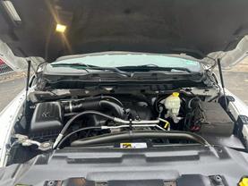 2014 RAM 1500 CREW CAB PICKUP WHITE AUTOMATIC - Auto Spot