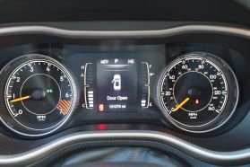 2015 JEEP CHEROKEE SUV 4-CYL, PZEV, 2.4 LITER LATITUDE SPORT UTILITY 4D
