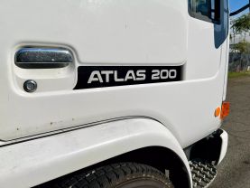 1994 NISSAN ATLAS 200 BOX TRUCK FD42 BOX TRUCK