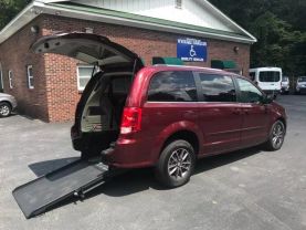 2015 CHRYSLER TOWN & COUNTRY VAN V6, 3.6 LITER TOURING MINIVAN 4D
