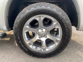 2014 RAM 1500 CREW CAB PICKUP BLACK AUTOMATIC - Auto Spot