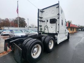 2017 FREIGHTLINER CASCADIA