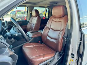 2019 CADILLAC ESCALADE SUV V8, 6.2 LITER LUXURY SPORT UTILITY 4D