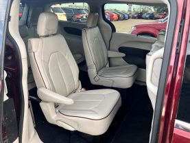 2017 CHRYSLER PACIFICA VAN V6, 3.6 LITER LIMITED MINIVAN 4D