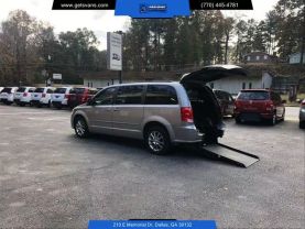 2015 CHRYSLER TOWN & COUNTRY VAN V6, 3.6 LITER TOURING MINIVAN 4D
