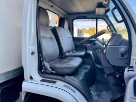 1994 NISSAN ATLAS 200 BOX TRUCK FD42 BOX TRUCK