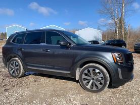 2022 KIA TELLURIDE SUV V6, GDI, 3.8 LITER EX SPORT UTILITY 4D at T&T Repairables - used car dealership in Spencer, Indiana.