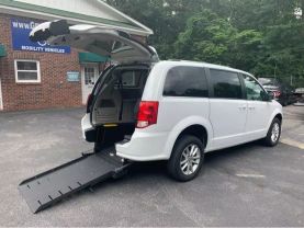 2015 CHRYSLER TOWN & COUNTRY VAN V6, 3.6 LITER TOURING MINIVAN 4D