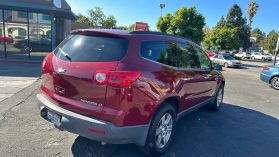 2011 CHEVROLET TRAVERSE SUV V6, 3.6 LITER LT SPORT UTILITY 4D
