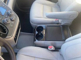 2017 TOYOTA SIENNA PASSENGER GRAY AUTOMATIC - Auto Spot