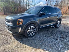 2022 KIA TELLURIDE SUV V6, GDI, 3.8 LITER EX SPORT UTILITY 4D at T&T Repairables - used car dealership in Spencer, Indiana.