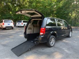 2015 CHRYSLER TOWN & COUNTRY VAN V6, 3.6 LITER TOURING MINIVAN 4D