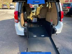 2015 CHRYSLER TOWN & COUNTRY VAN V6, 3.6 LITER TOURING MINIVAN 4D