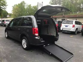 2015 CHRYSLER TOWN & COUNTRY VAN V6, 3.6 LITER TOURING MINIVAN 4D