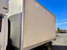 1994 NISSAN ATLAS 200 BOX TRUCK FD42 BOX TRUCK