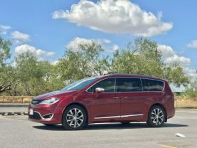 2017 CHRYSLER PACIFICA VAN V6, 3.6 LITER LIMITED MINIVAN 4D